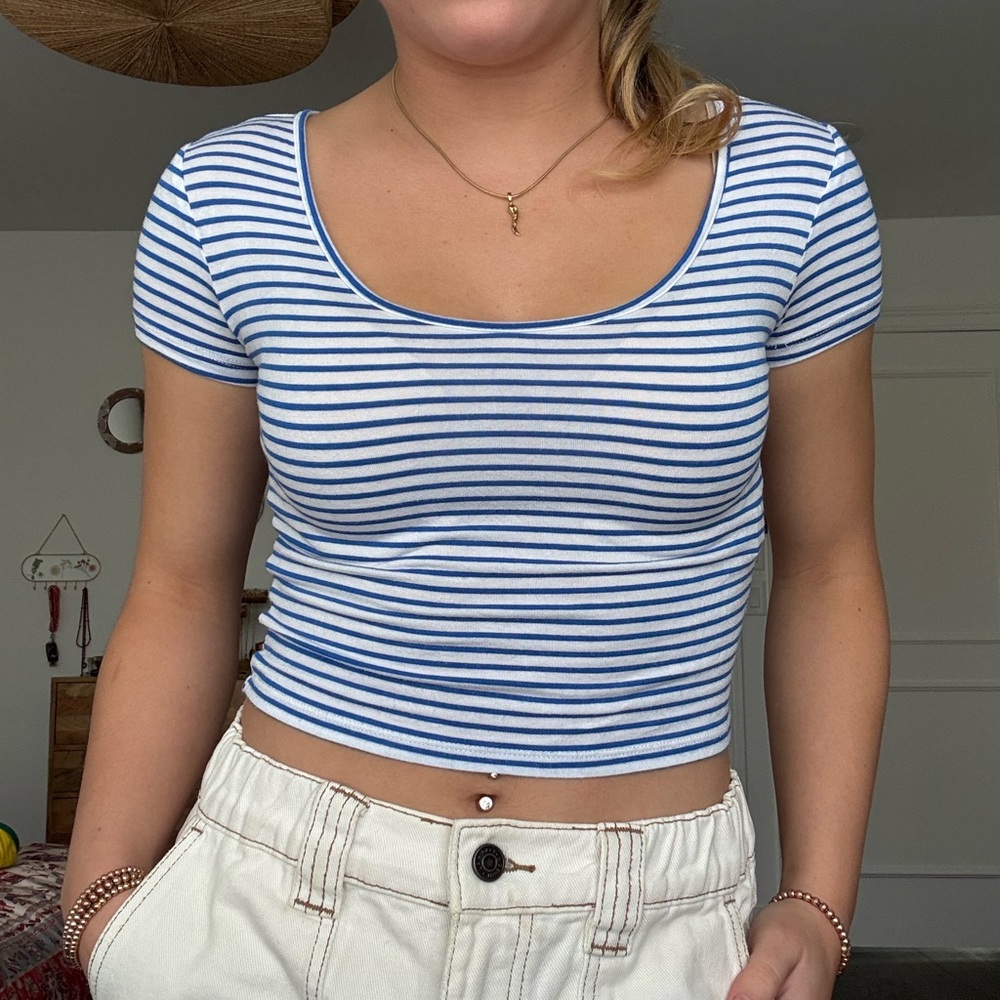 Striped Short Sleeve Crop Top